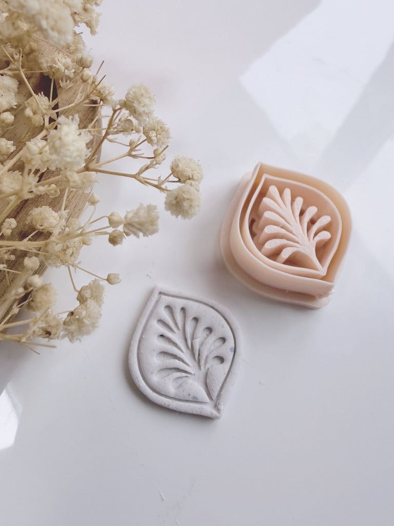 Heartleaf Bloom Cutter