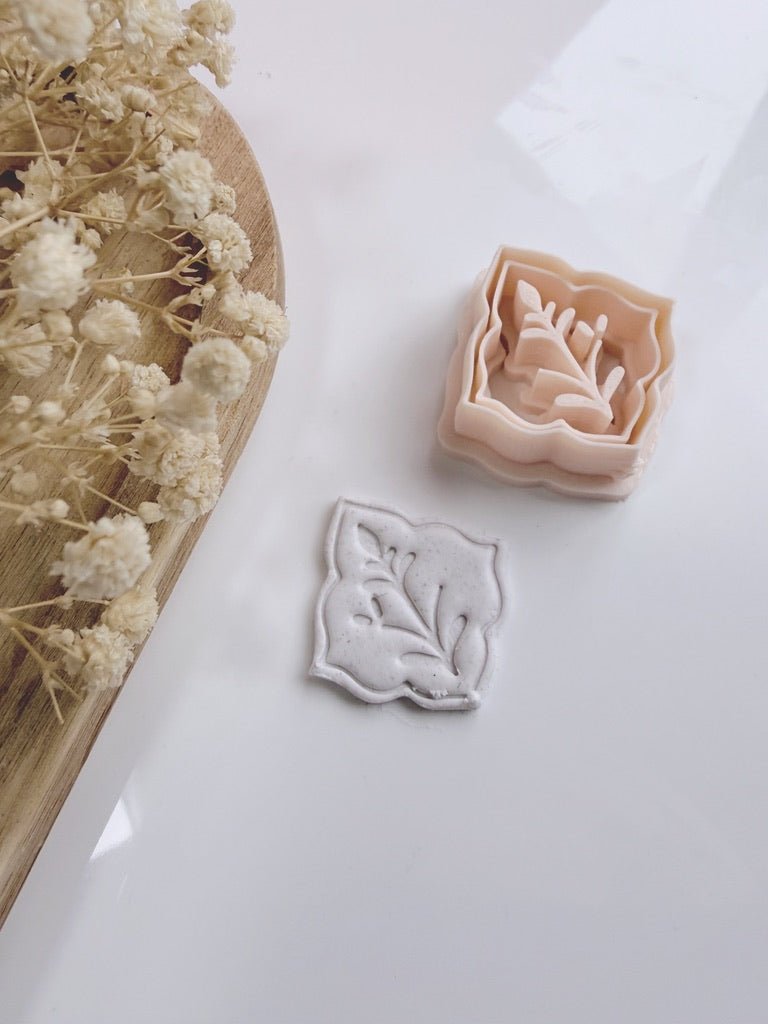 Amour Crest Cutter - S.I. Originals