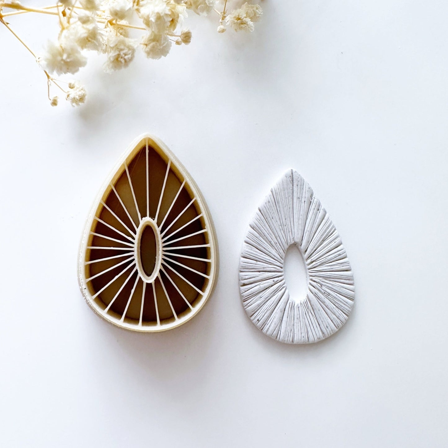 Macrame teardrop cutter - S.I. Originals