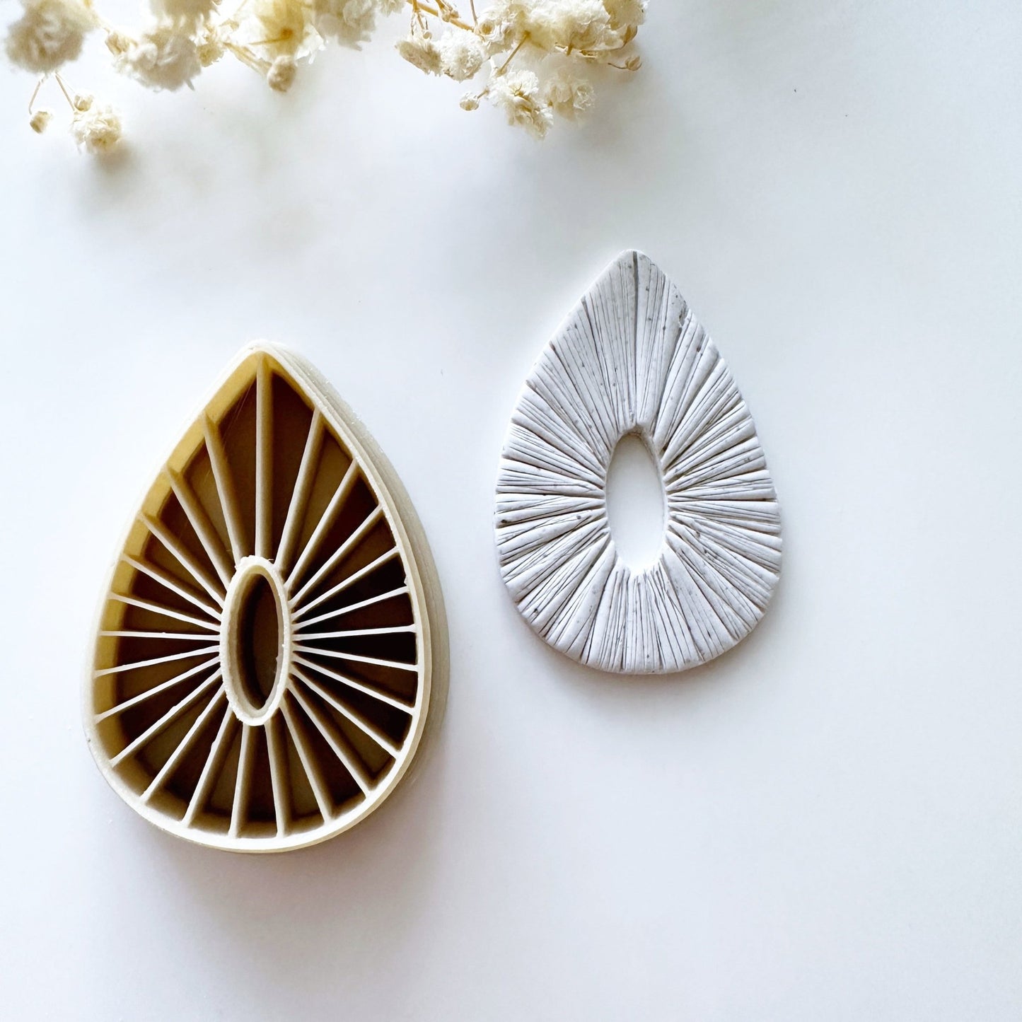 Macrame teardrop cutter - S.I. Originals