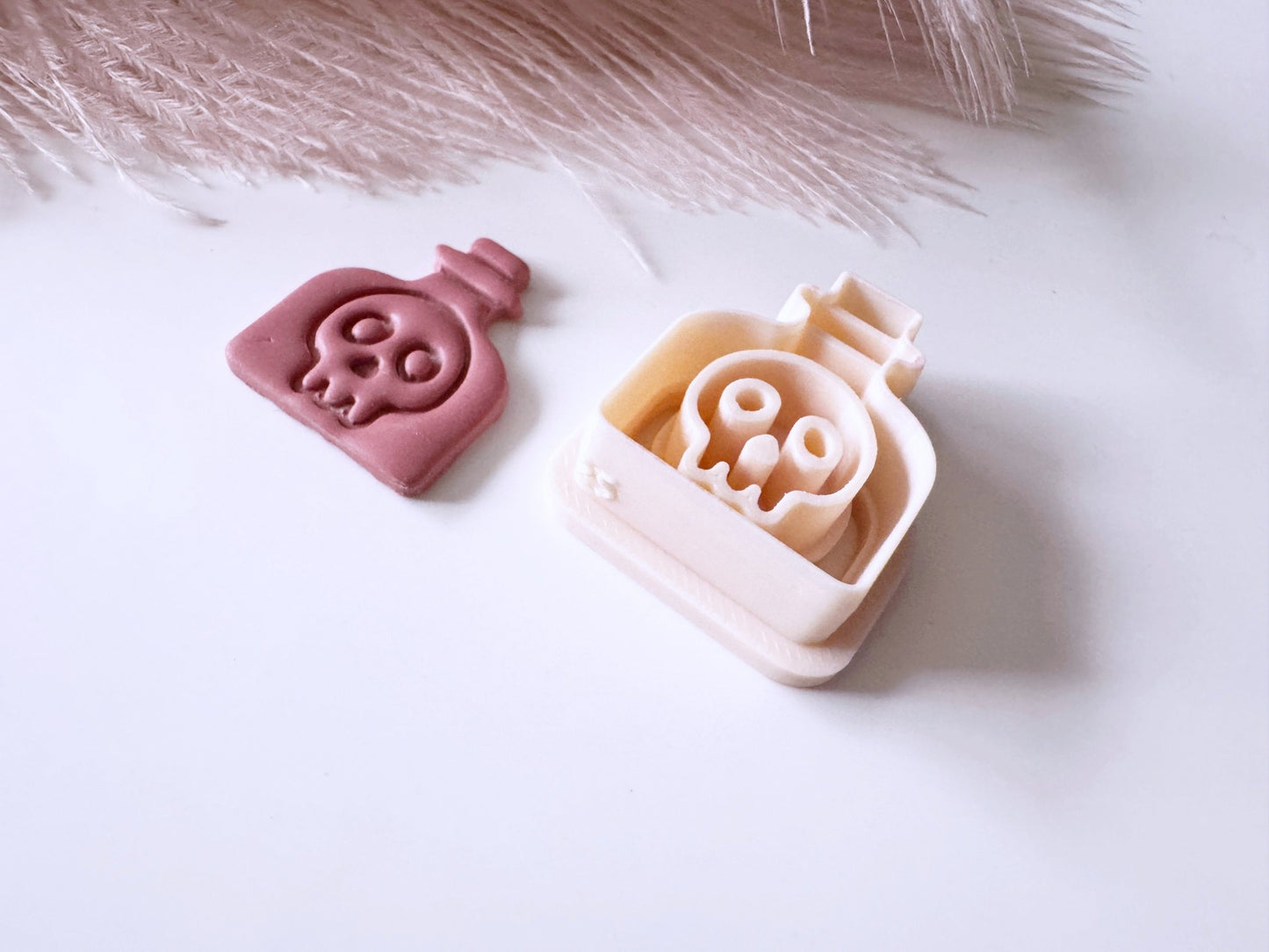 Potion Bottle Cutter - S.I. Originals
