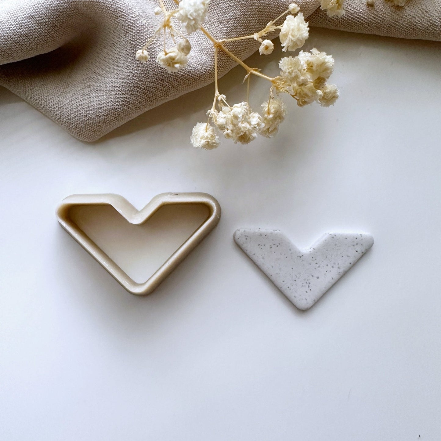 Rounded V - shape cutter - S.I. Originals