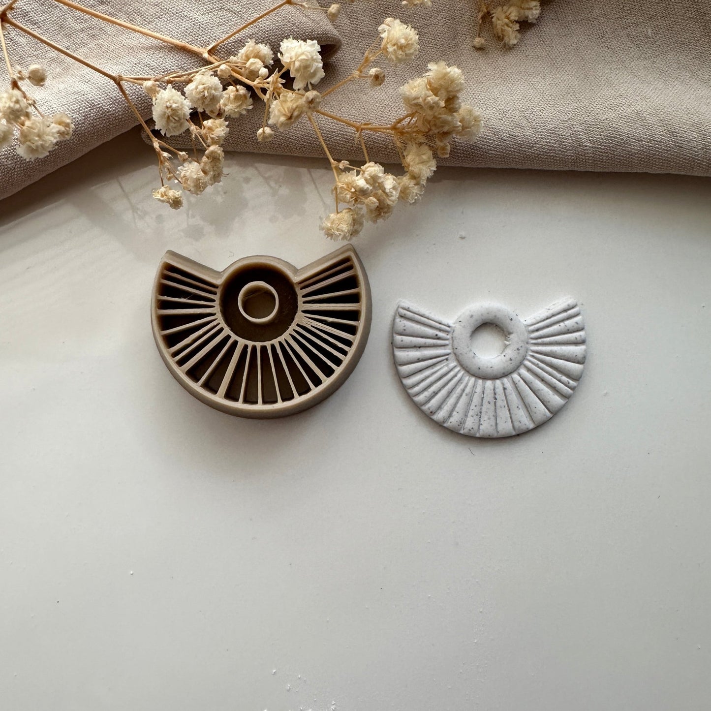 Ruffle embossed cutter - S.I. Originals