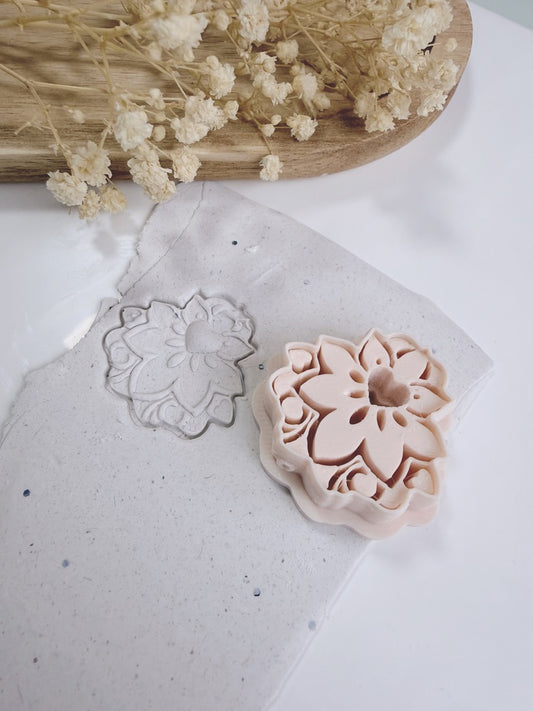 Blooming Heart Cutter