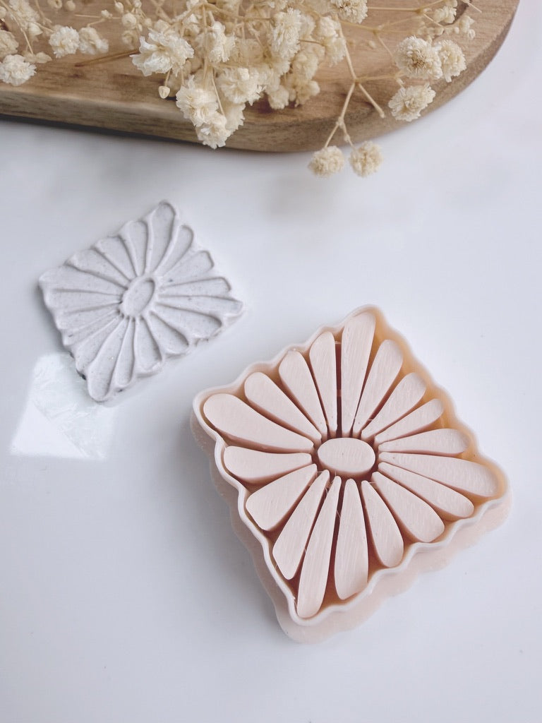 Matisse Square Flower Clay Cutter
