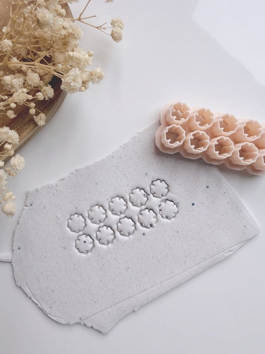 5 petal leaf cluster cutter - S.I. Originals