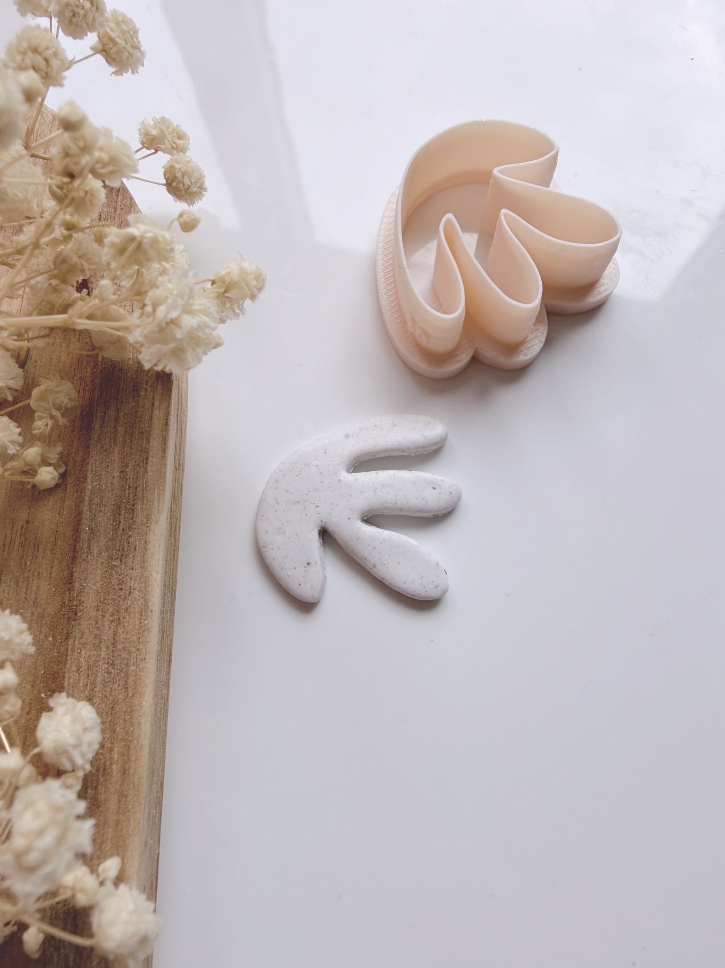 Simple Matisse 1 Clay Cutter