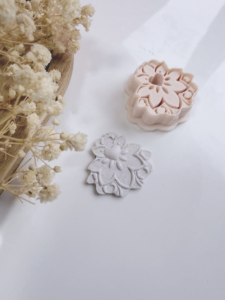 Blooming Heart Cutter