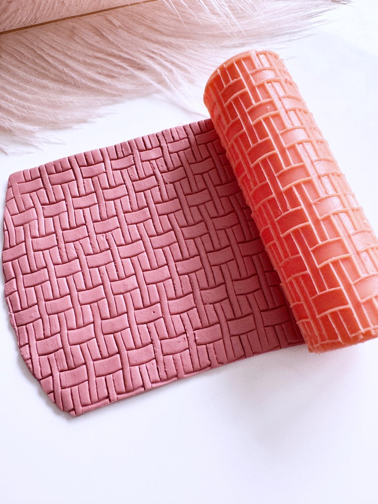 Basket weave texture roller