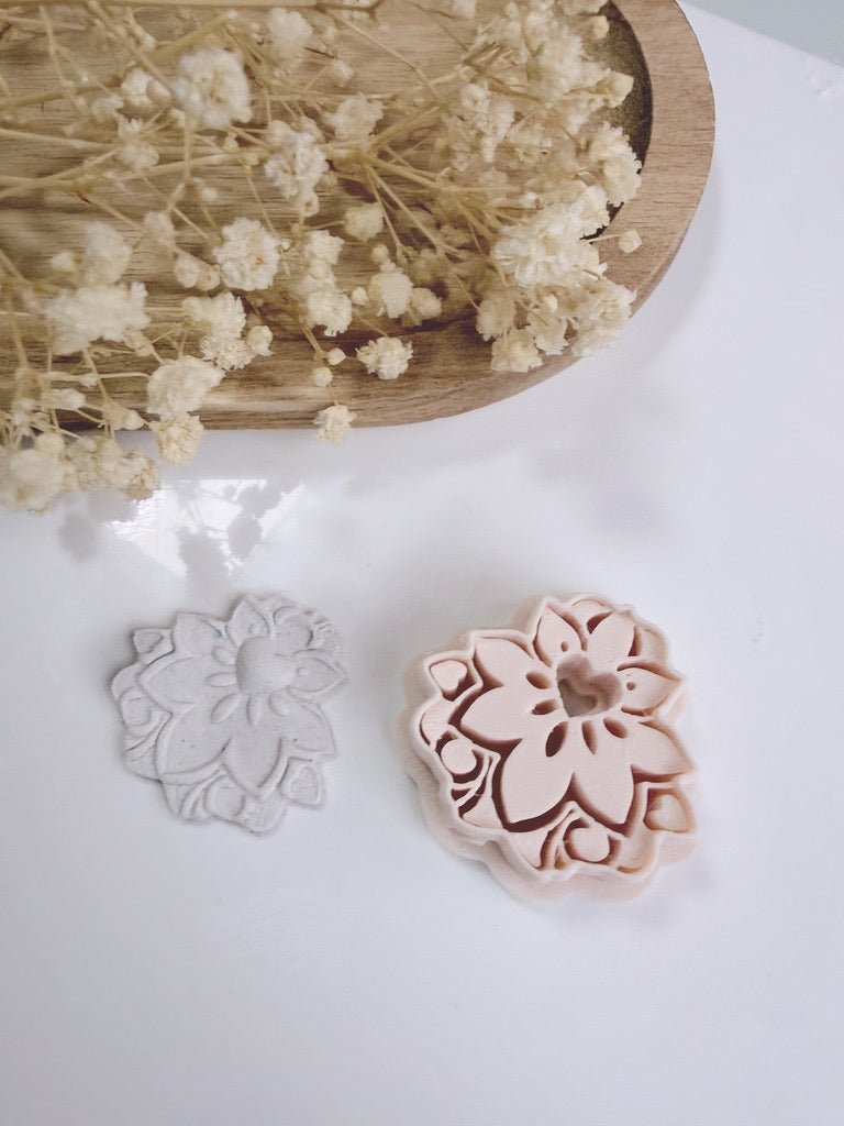 Blooming Heart Cutter - S.I. Originals