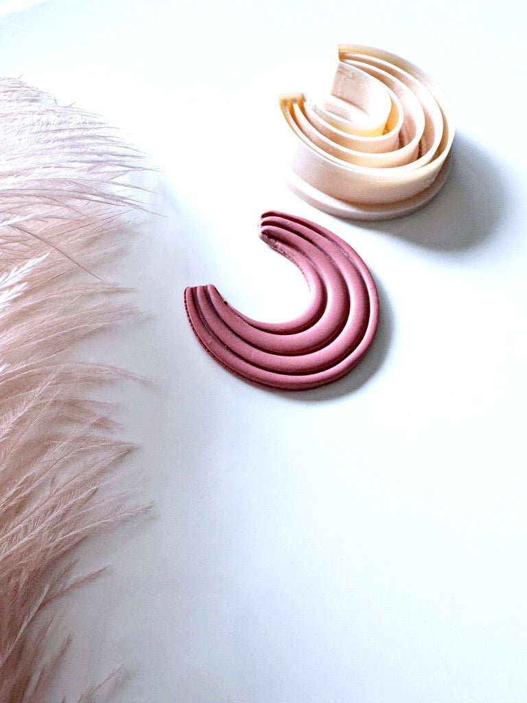 Embossed Curved Hoop Cutter – Polymeerklei Basic Sieraden - S.I. Originals
