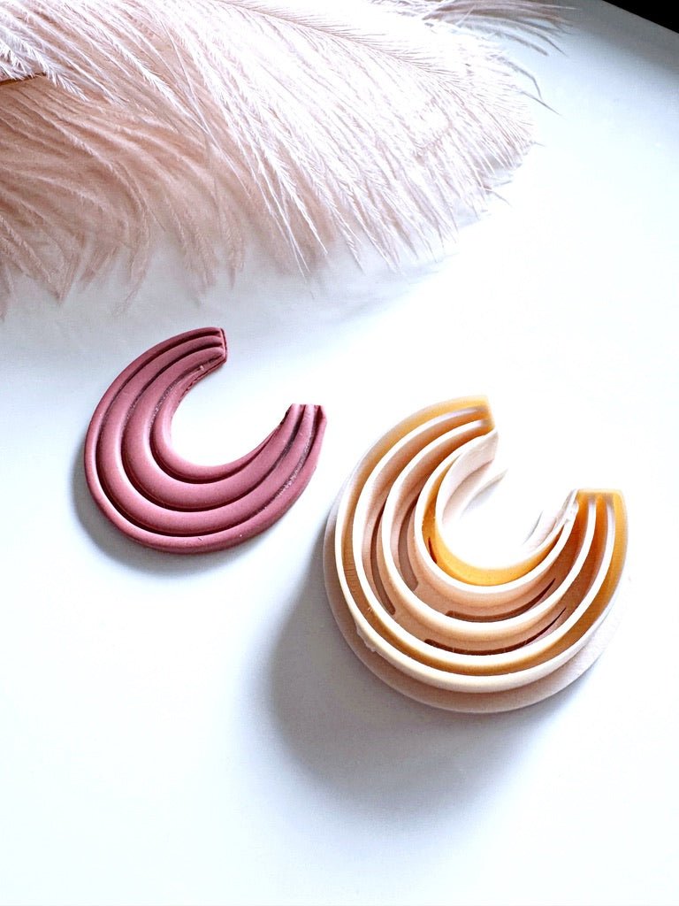 Embossed Curved Hoop Cutter – Polymeerklei Basic Sieraden - S.I. Originals