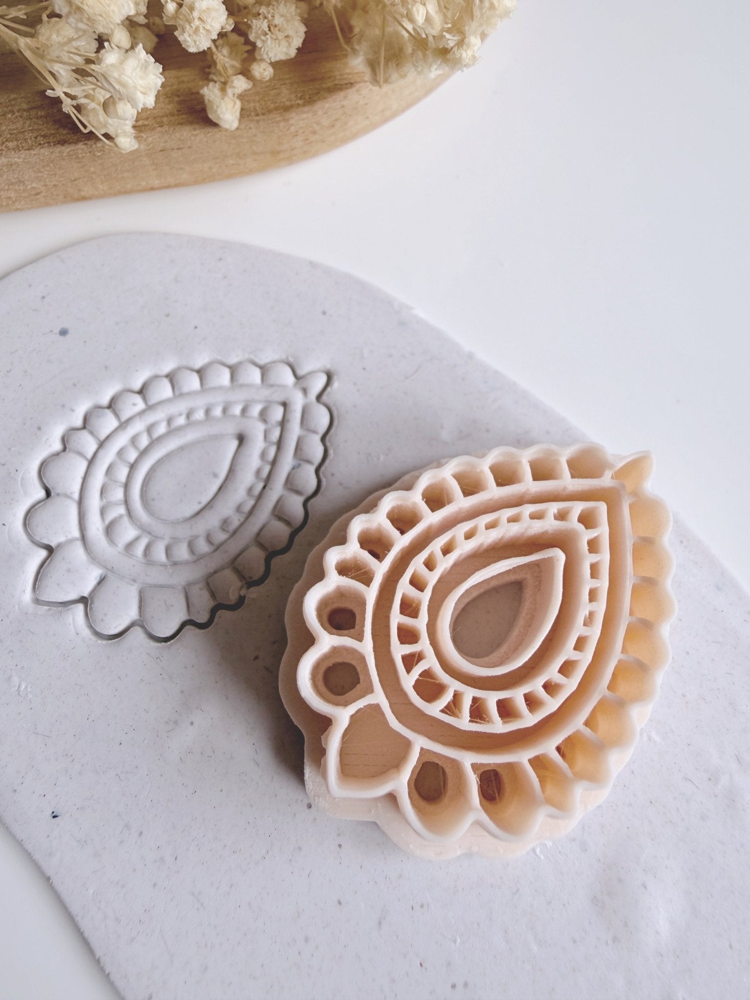 Romantische Ornament Cutters voor Polymeerklei Oorbellen – S.I. Originals