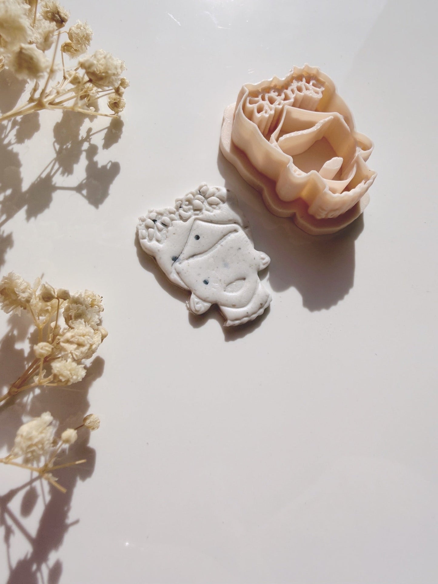 Frida Cutter – Iconische Bloemenkop voor Polymeerklei Oorbellen - S.I. Originals