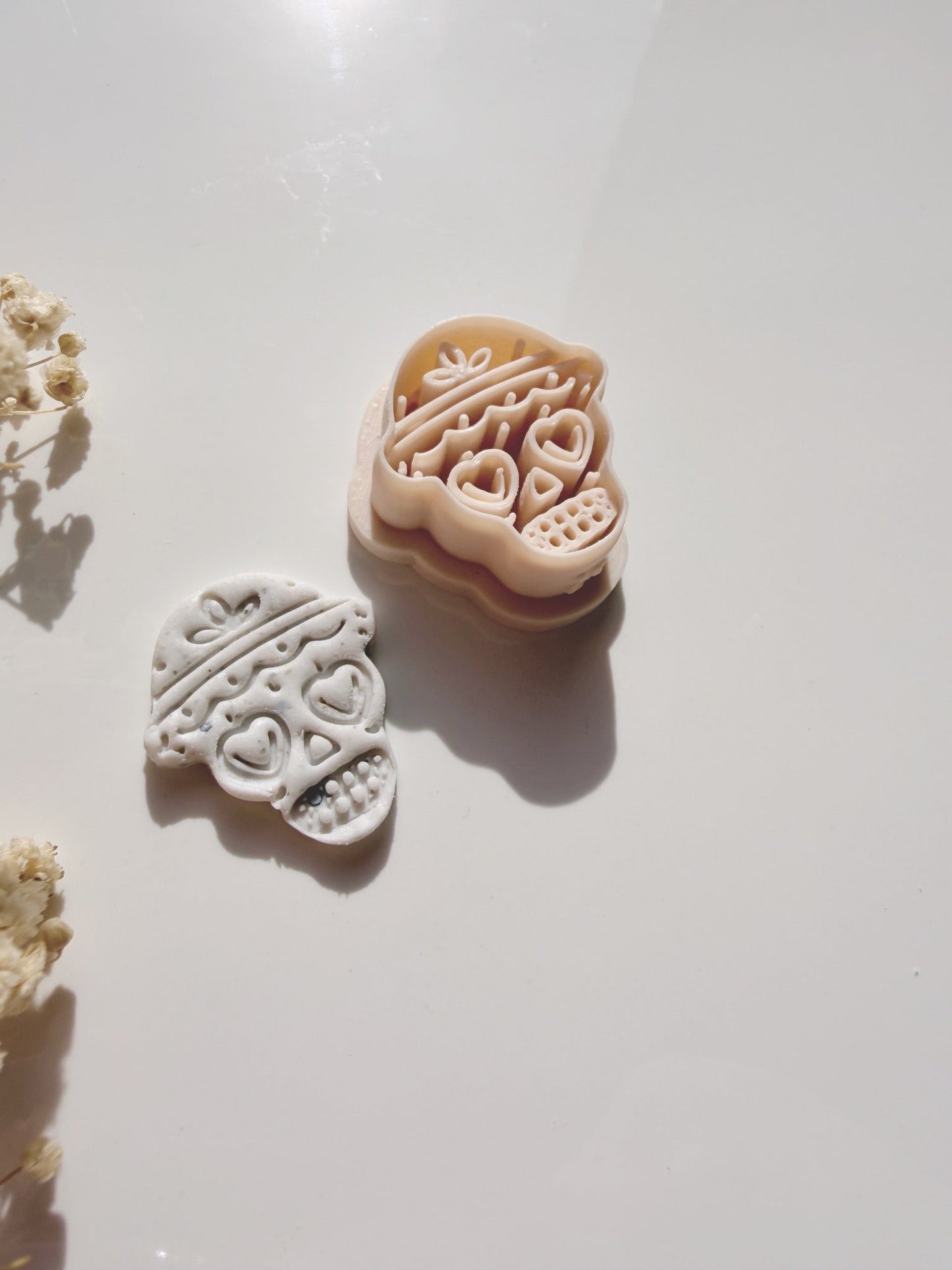 Heart Eyes Skull Cutter – Schattige Skull met Hartjesogen - S.I. Originals