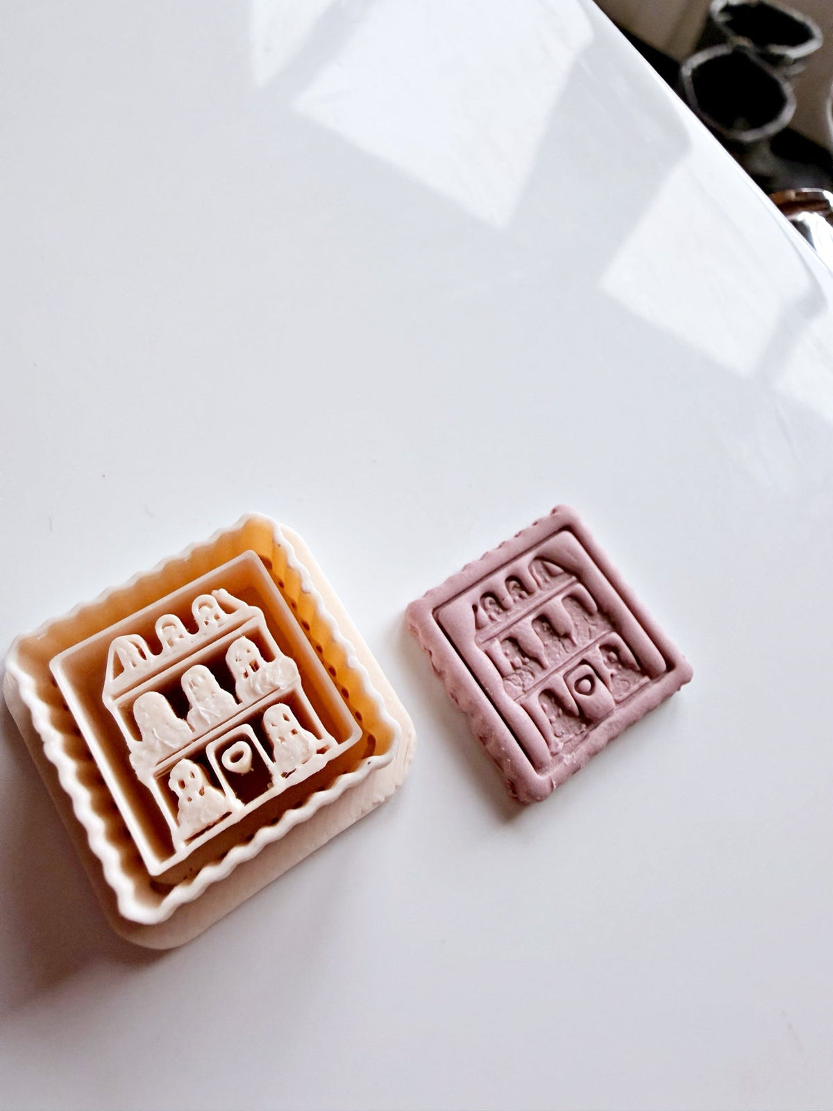 Maison Parisienne – Postzegelcutter | Love from Paris - S.I. Originals
