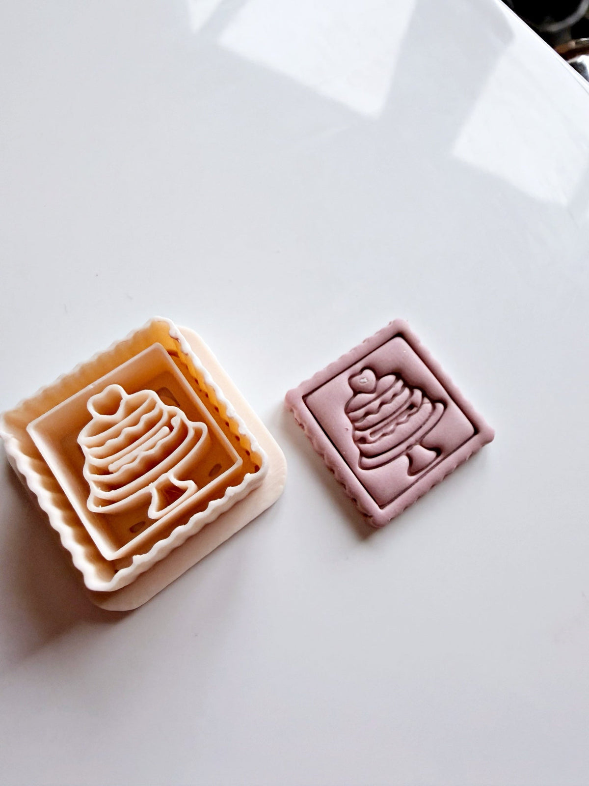 Petit Gâteau – Postzegelcutter | Love from Paris - S.I. Originals