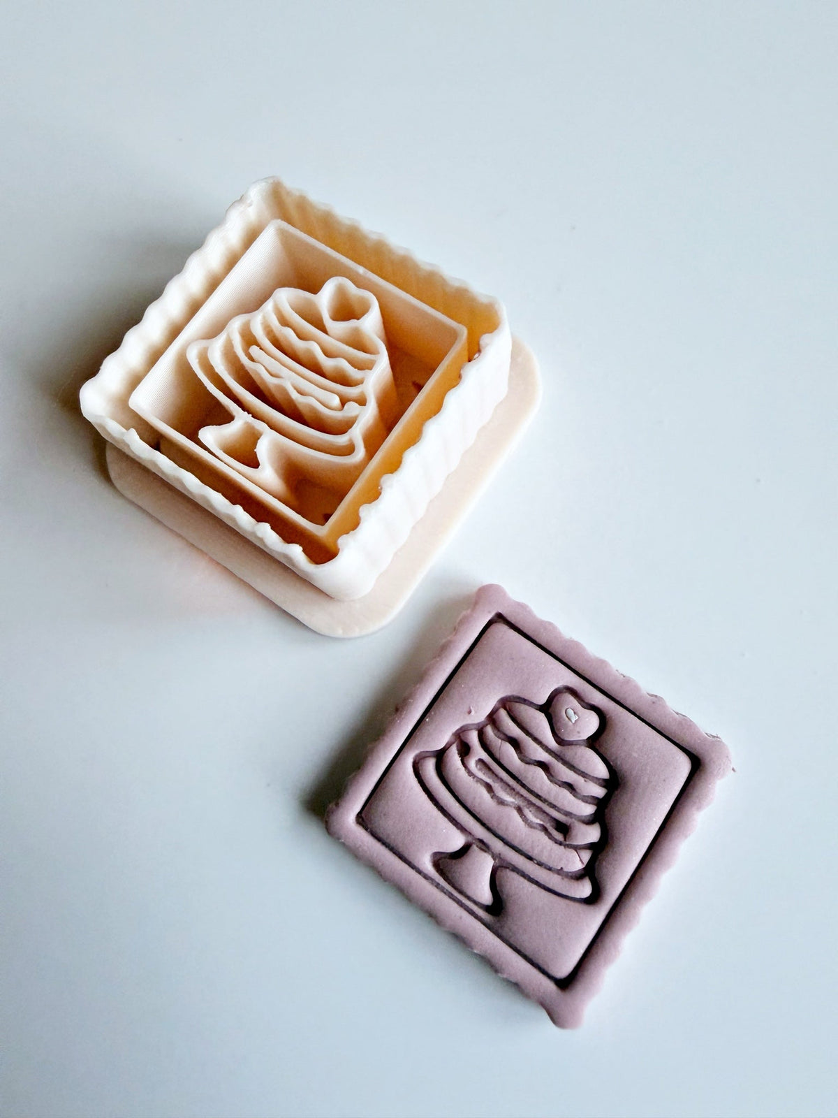 Petit Gâteau – Postzegelcutter | Love from Paris - S.I. Originals