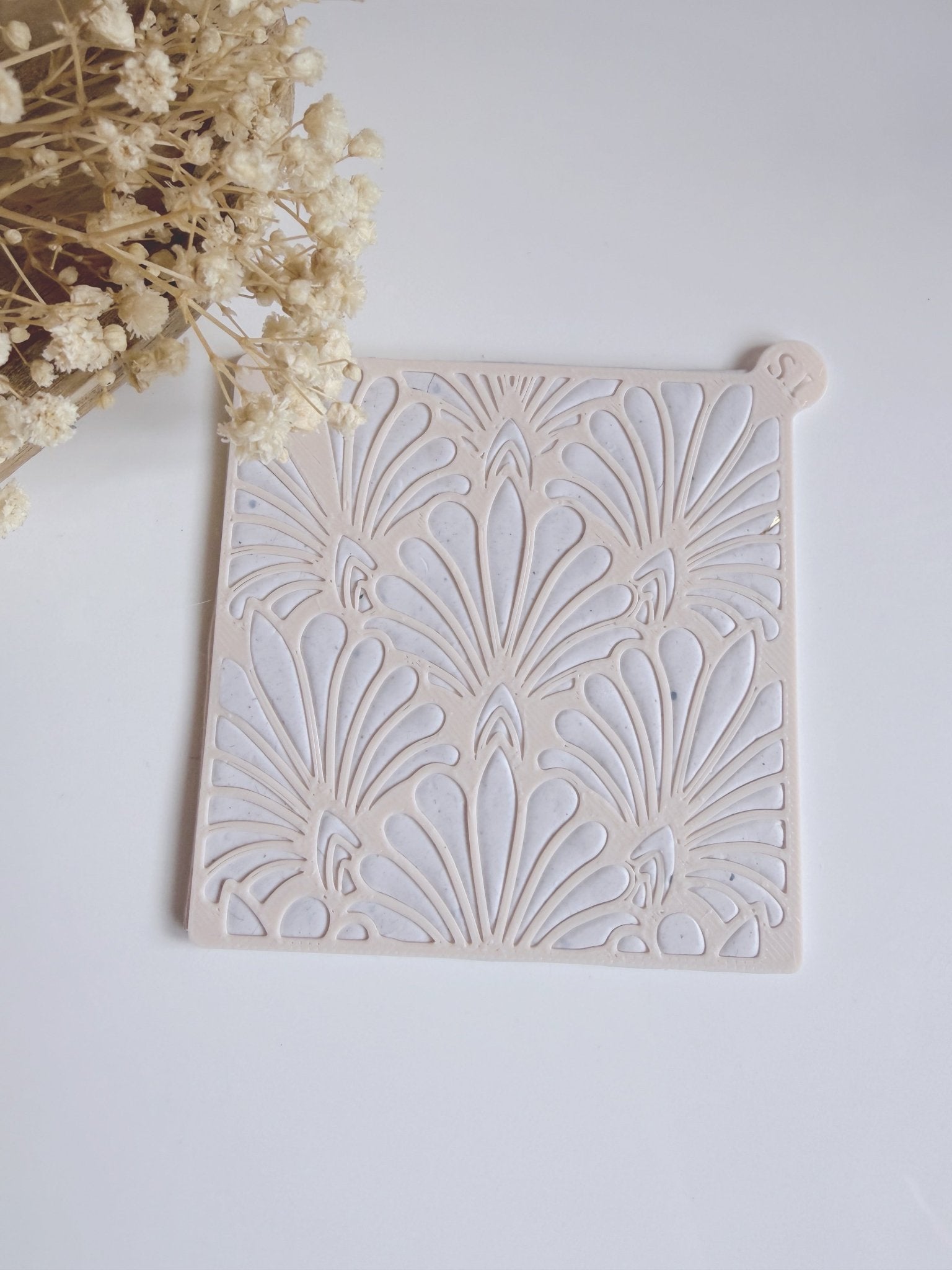Regal Plume - Polymer Clay Stencil (75 mm) - S.I. Originals