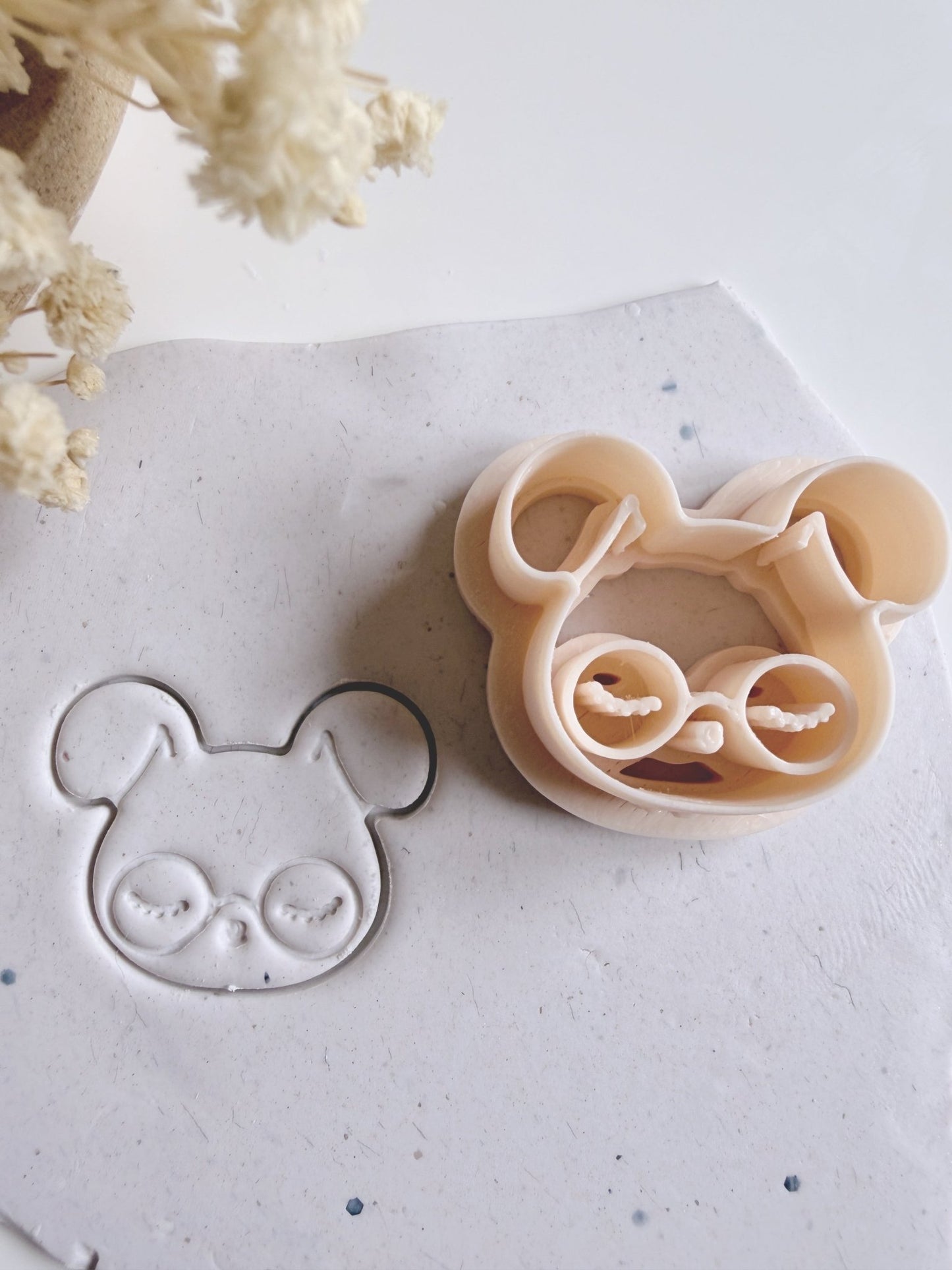 Sleepy Bunny Cutter - S.I. Originals