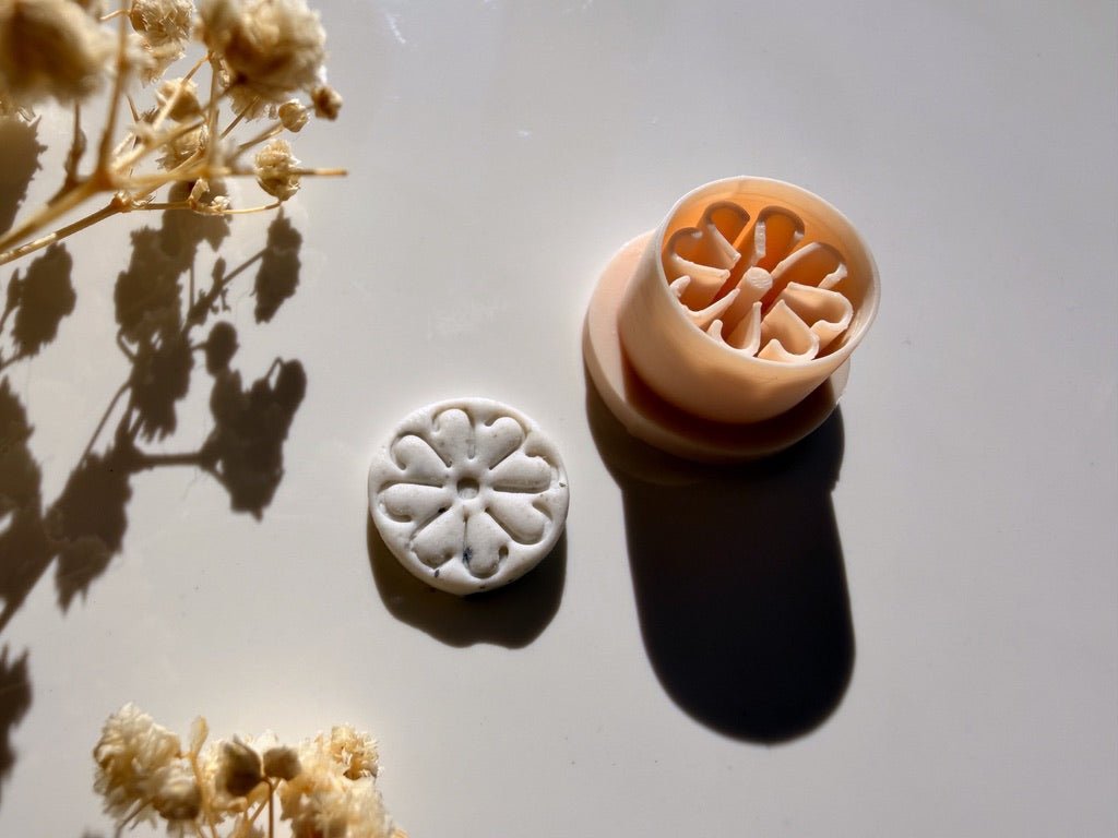 Stud Cutter – Daisy | Polymeerklei Cutter 15–30 mm - S.I. Originals