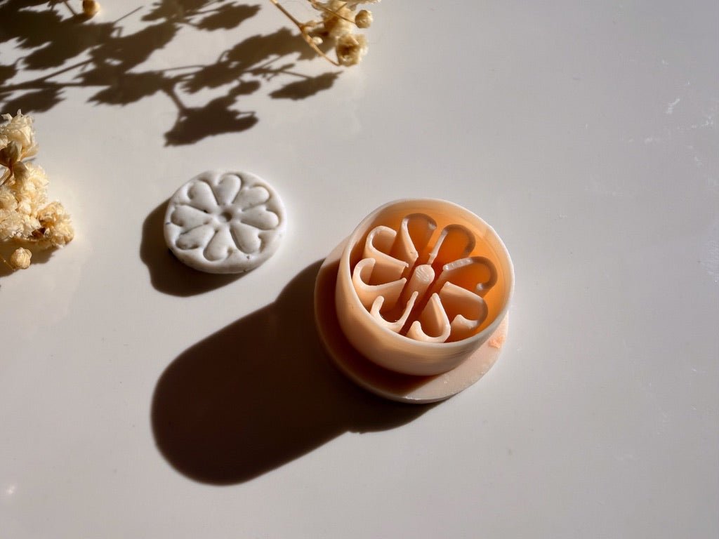 Stud Cutter – Daisy | Polymeerklei Cutter 15–30 mm - S.I. Originals