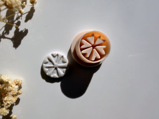 Stud Cutter – Geometric Bloom | Polymeerklei Cutter 15–30 mm - S.I. Originals
